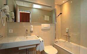 HGS Elvezia FamilyRoom Bagno02 Web