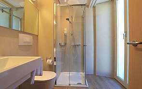 HGS Elvezia TwinLateral LakeView Balcony Bagno Web
